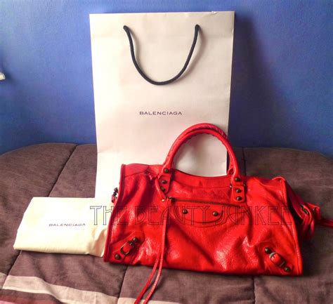 balenciaga triangle bag fake|9 Ways To Tell FAKE Balenciaga Bags (With Pictures) .